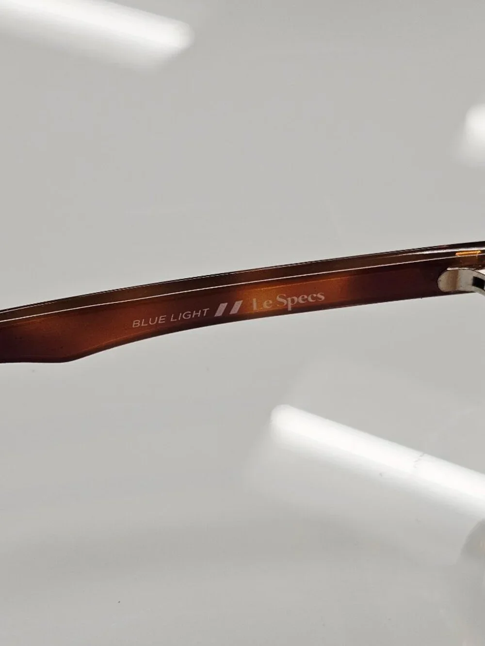 Le Specs brand new